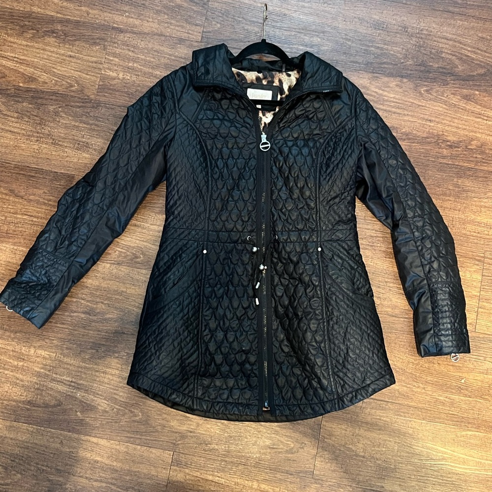Laundry by shelli segal size medium LIGHT winter coat.